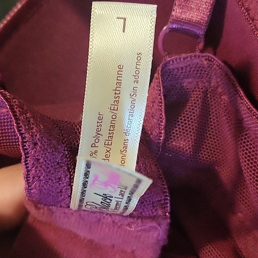 Lingerie - Picture 5 of 6